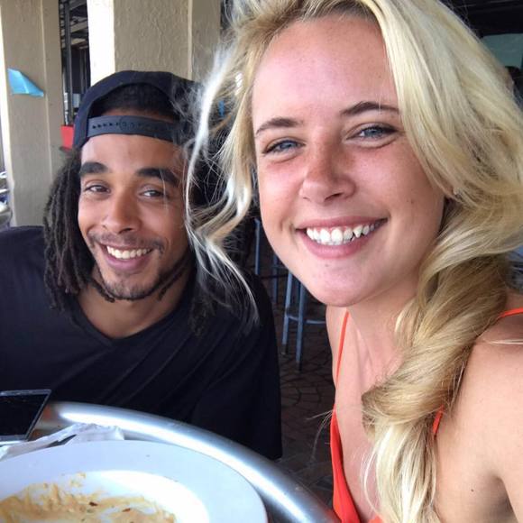 Meet your Posher, Sierra - Picture 1 of 1